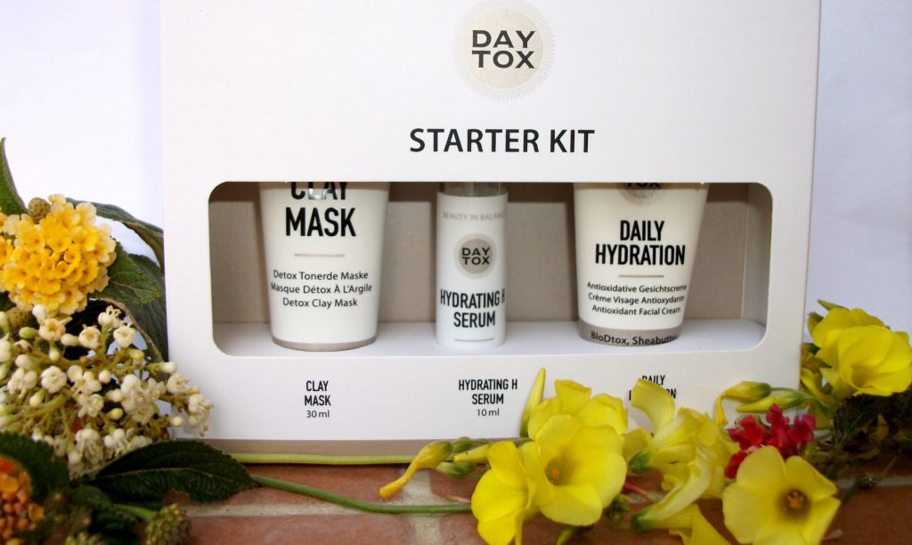 Daytox by Douglas: programma detox, antietà e idratante per viso e corpo. Hydrating H Serum, Daily Hydration e Clay Mask review
