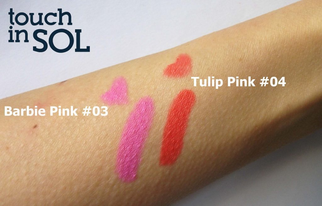 Touch in Sol One Second Vivid Lip Crayon in #4 Tulip Pink and #3 Barbie Pink, swatches a cura di Valentina Chirico (luce indiretta)