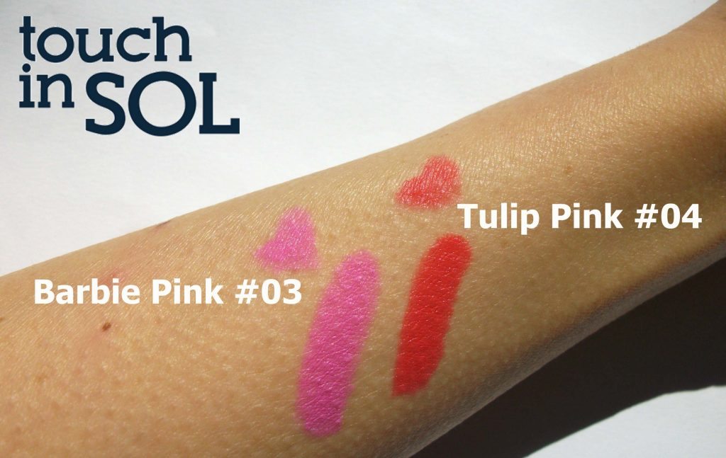Touch in Sol One Second Vivid Lip Crayon in #4 Tulip Pink and #3 Barbie Pink - swatches a cura di Valentina Chirico (luce diretta)