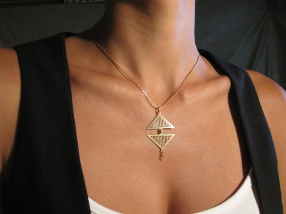 Urban-Raven-Shiran-Tal-cutout-triangles-geometry-space-necklace