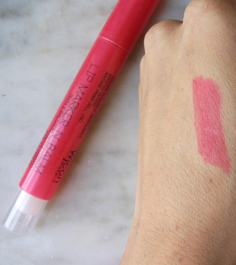 Wycon-Cosmetics-Lip-Marker-N-Balm-tinta-labbra-azalea-pink-04-review-swatch-Valentina-Chirico-Valens-per-voi